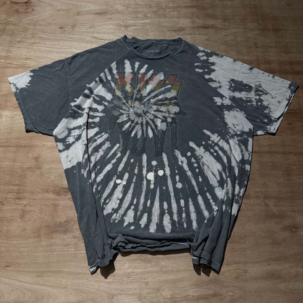 KISS Band Tie Dye Vortex Graphic T Shirt XL Distressed Faded Rock Music Grunge